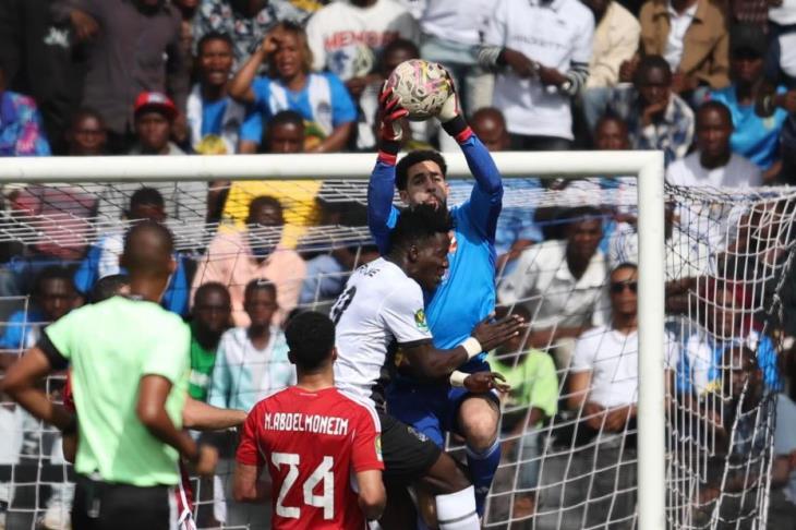 مصطفى شوبير خلال مباراة الأهلي ومازيمبي